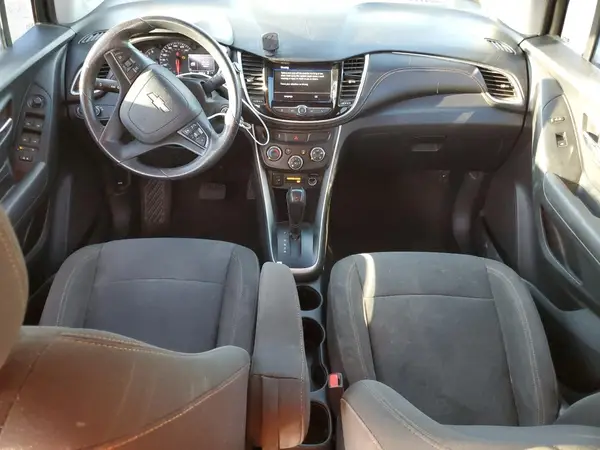 KL7CJKSB2LB091069 2020 CHEVROLET TRAX - Image 8