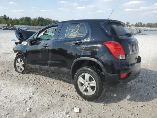 KL7CJKSB2LB092593 2020 CHEVROLET TRAX - Image 2