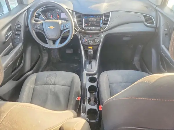 KL7CJKSB2LB323752 2020 CHEVROLET TRAX - Image 8