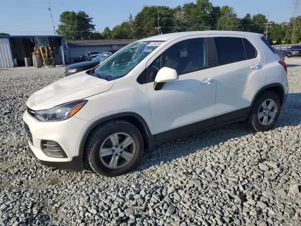 KL7CJKSB2LB326103 2020 CHEVROLET TRAX - Image 1