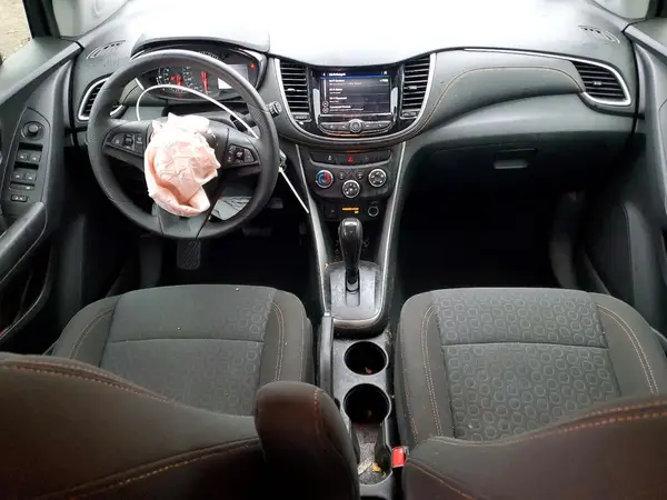 KL7CJKSB2LB328031 2020 CHEVROLET TRAX - Image 8