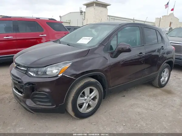 KL7CJKSB2LB336288 2020 CHEVROLET TRAX - Image 2