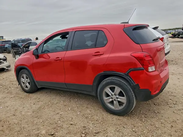 KL7CJKSB2LB344682 2020 CHEVROLET TRAX - Image 2