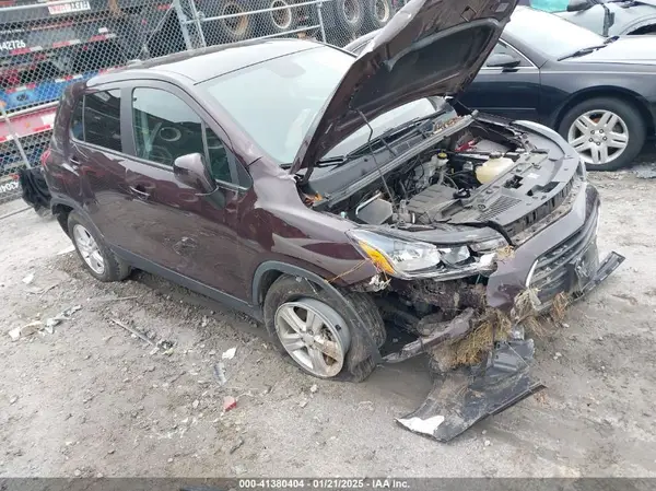 KL7CJKSB2LB349574 2020 CHEVROLET TRAX - Image 1