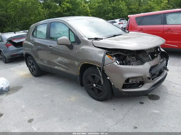 KL7CJKSB2LB351714 2020 CHEVROLET TRAX - Image 1