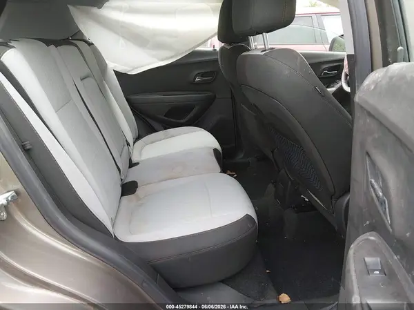KL7CJKSB2LB351714 2020 CHEVROLET TRAX - Image 8
