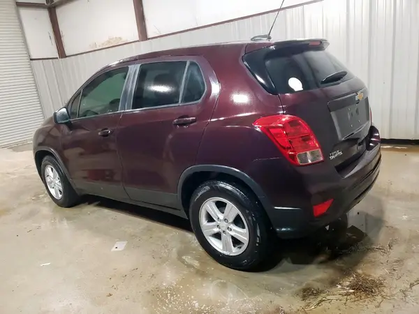 KL7CJKSB2LB352524 2020 CHEVROLET TRAX - Image 2