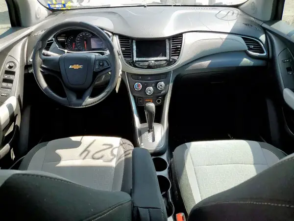 KL7CJKSB2LB352524 2020 CHEVROLET TRAX - Image 8
