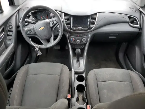 KL7CJKSB2MB303342 2021 CHEVROLET TRAX - Image 8