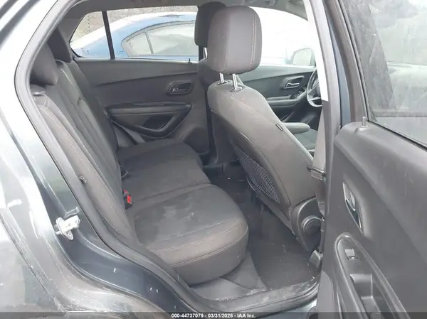KL7CJKSB2MB304944 2021 CHEVROLET TRAX - Image 8