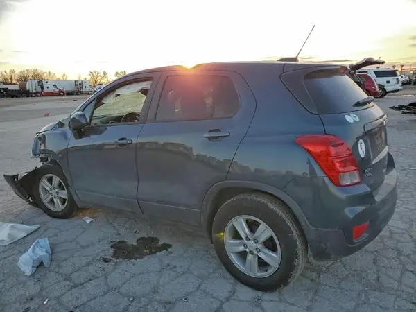 KL7CJKSB2MB314180 2021 CHEVROLET TRAX - Image 2