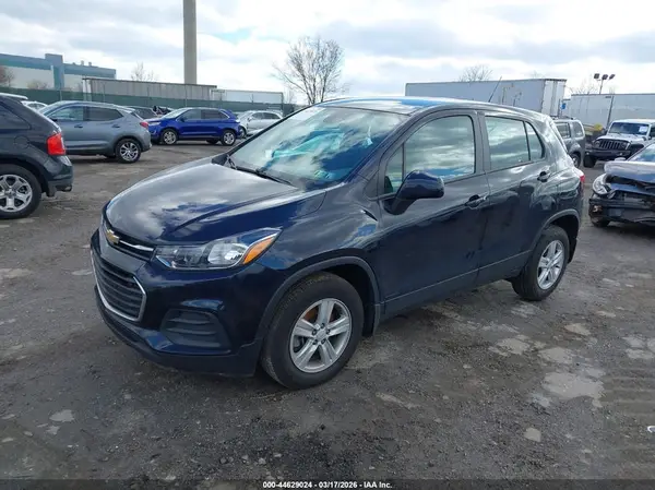 KL7CJKSB2MB315474 2021 CHEVROLET TRAX - Image 2