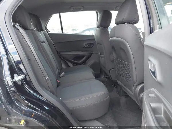 KL7CJKSB2MB315474 2021 CHEVROLET TRAX - Image 8