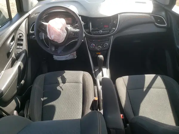 KL7CJKSB2MB318360 2021 CHEVROLET TRAX - Image 8
