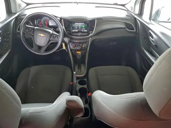 KL7CJKSB2MB318942 2021 CHEVROLET TRAX - Image 8