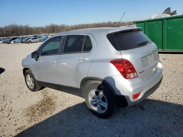 KL7CJKSB2MB340679 2021 CHEVROLET TRAX - Image 2