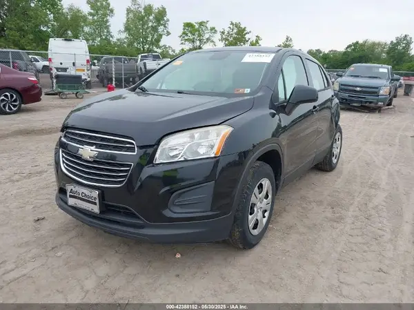 KL7CJKSB3GB559218 2016 CHEVROLET TRAX - Image 2