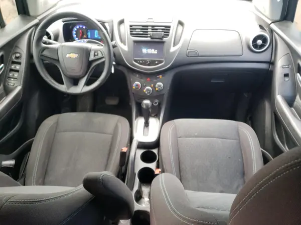 KL7CJKSB3GB579873 2016 CHEVROLET TRAX - Image 8