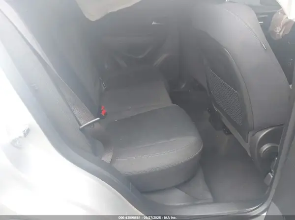 KL7CJKSB3GB593286 2016 CHEVROLET TRAX - Image 8
