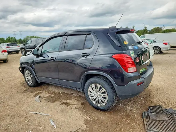 KL7CJKSB3GB635035 2016 CHEVROLET TRAX - Image 2