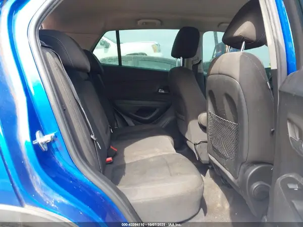 KL7CJKSB3GB704158 2016 CHEVROLET TRAX - Image 8