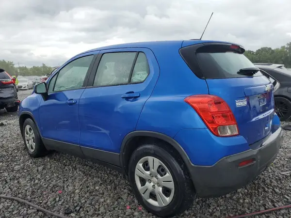 KL7CJKSB3GB752873 2016 CHEVROLET TRAX - Image 2