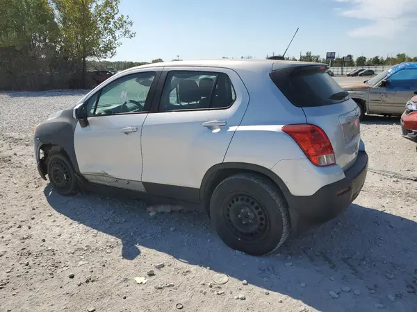 KL7CJKSB3GB760262 2016 CHEVROLET TRAX - Image 2
