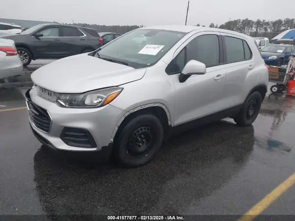 KL7CJKSB3HB084770 2017 CHEVROLET TRAX - Image 2