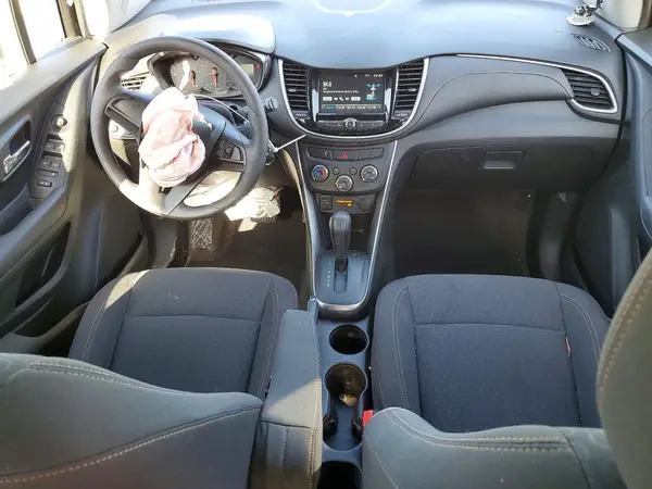 KL7CJKSB3HB127410 2017 CHEVROLET TRAX - Image 8