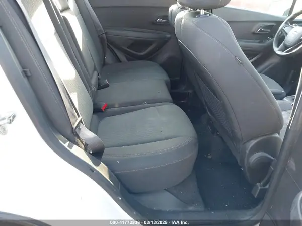 KL7CJKSB3HB209072 2017 CHEVROLET TRAX - Image 8