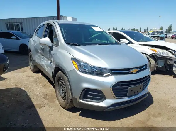 KL7CJKSB3HB227426 2017 CHEVROLET TRAX - Image 1