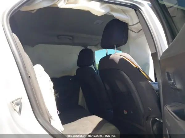 KL7CJKSB3HB227426 2017 CHEVROLET TRAX - Image 8
