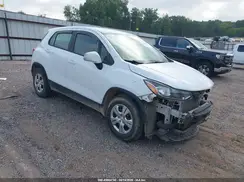 KL7CJKSB3JB578178 2018 CHEVROLET TRAX