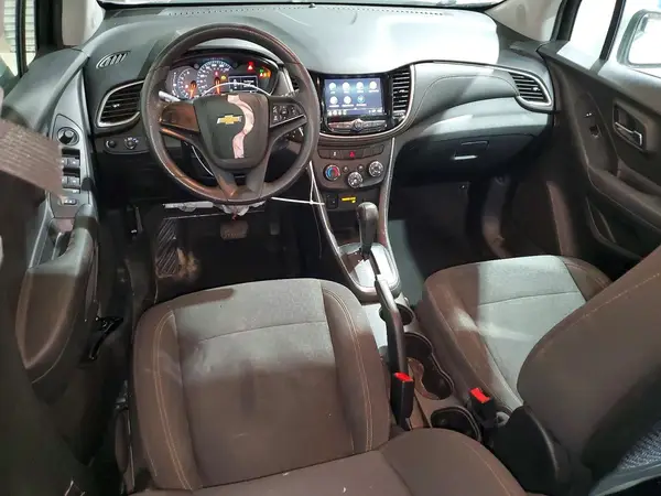 KL7CJKSB3JB630344 2018 CHEVROLET TRAX - Image 8