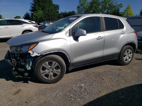 KL7CJKSB3JB645832 2018 CHEVROLET TRAX - Image 1