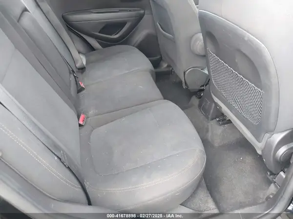 KL7CJKSB3LB040955 2020 CHEVROLET TRAX - Image 8