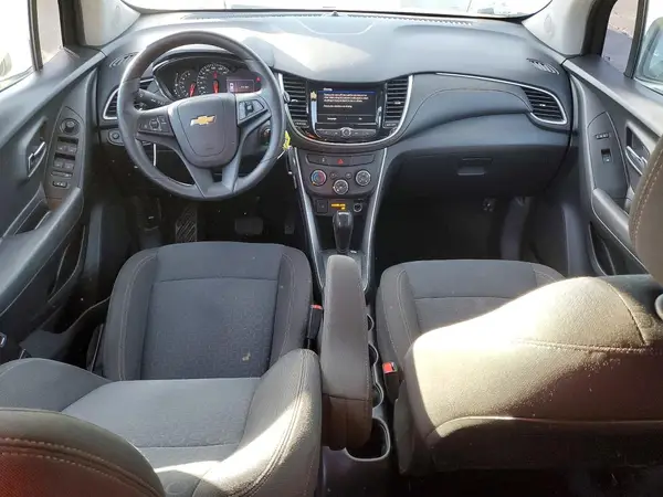 KL7CJKSB3LB057674 2020 CHEVROLET TRAX - Image 8