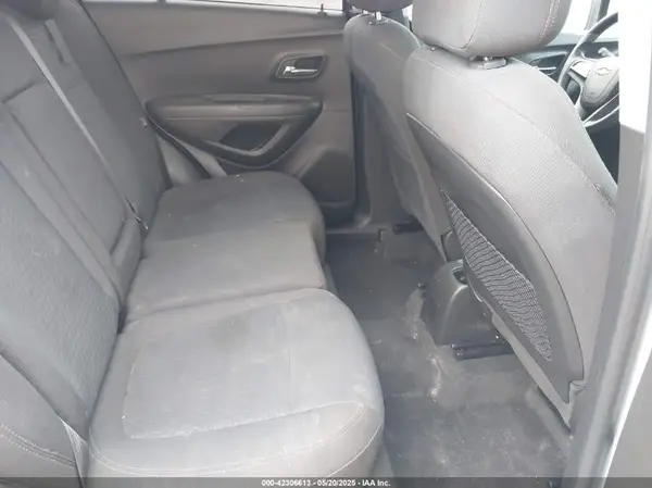 KL7CJKSB3LB059411 2020 CHEVROLET TRAX - Image 8