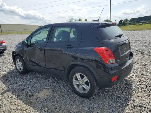 KL7CJKSB3LB060154 2020 CHEVROLET TRAX - Image 2