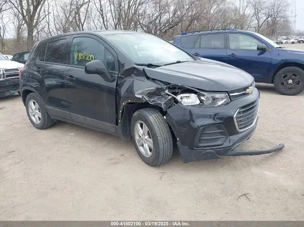 KL7CJKSB3LB063247 2020 CHEVROLET TRAX - Image 1