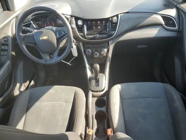 KL7CJKSB3LB074491 2020 CHEVROLET TRAX - Image 8