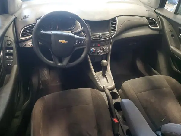 KL7CJKSB3LB083739 2020 CHEVROLET TRAX - Image 8