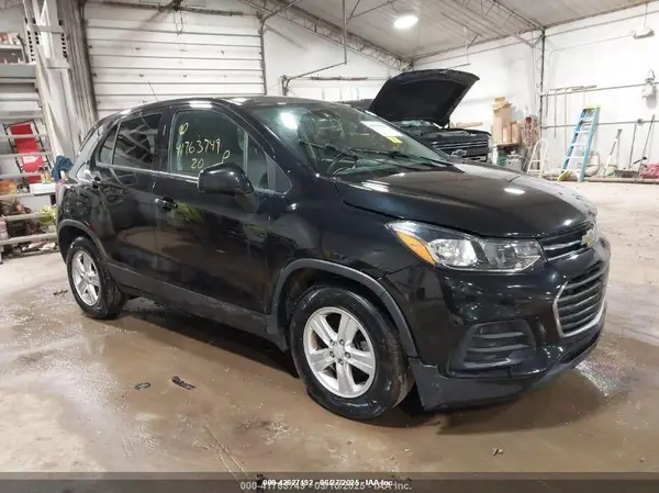 KL7CJKSB3LB089489 2020 CHEVROLET TRAX - Image 1