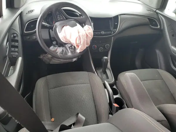 KL7CJKSB3LB089797 2020 CHEVROLET TRAX - Image 8