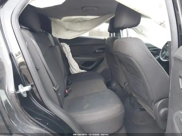KL7CJKSB3LB092795 2020 CHEVROLET TRAX - Image 8
