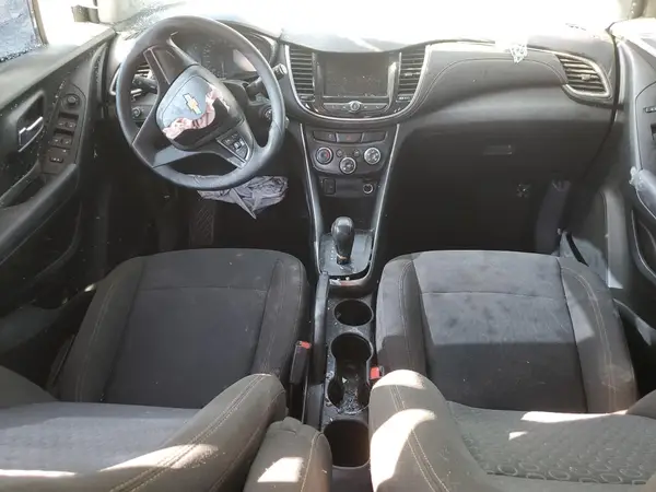 KL7CJKSB3LB317409 2020 CHEVROLET TRAX - Image 8