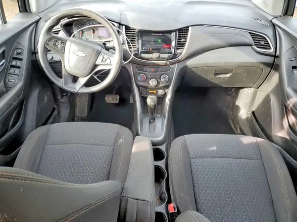KL7CJKSB3LB317765 2020 CHEVROLET TRAX - Image 8