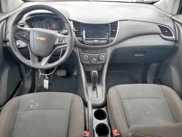 KL7CJKSB3LB317894 2020 CHEVROLET TRAX - Image 8