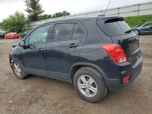 KL7CJKSB3LB328216 2020 CHEVROLET TRAX - Image 2