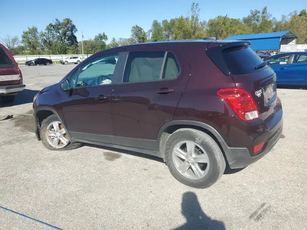 KL7CJKSB3LB333965 2020 CHEVROLET TRAX - Image 2